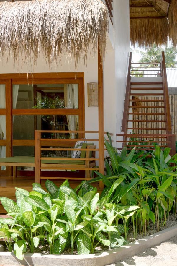 Las Palmas Villas And Casitas Siargao Хенераль-Луна Екстер'єр фото