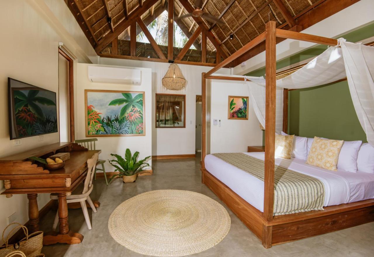 Las Palmas Villas And Casitas Siargao Хенераль-Луна Екстер'єр фото