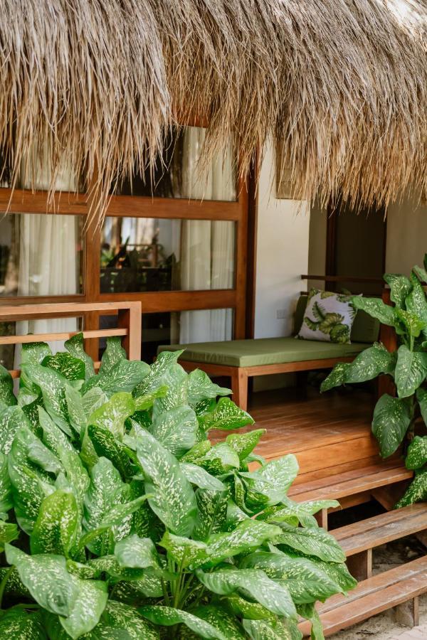 Las Palmas Villas And Casitas Siargao Хенераль-Луна Екстер'єр фото