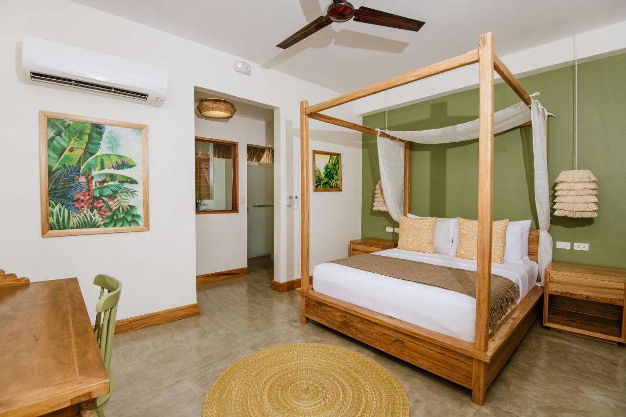 Las Palmas Villas And Casitas Siargao Хенераль-Луна Екстер'єр фото